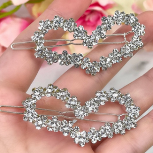LOVE IS IN THE HAIR CRYSTAL HAIR CLIP SILVER